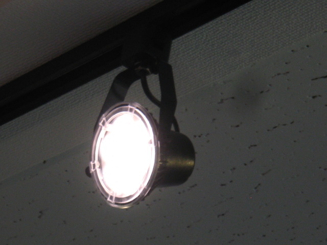 ダクトレール型LEDスポットライト  （PAR30 ）